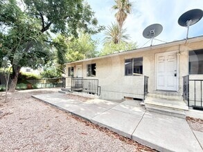 Building Photo - 325 S Pioneer