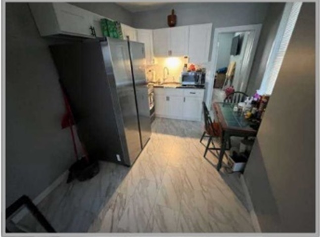 KITCHEN - 4145 N Fairhill St