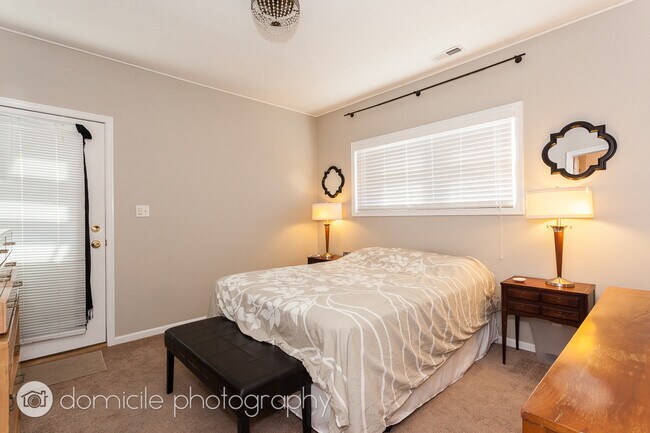 Foto del edificio - 1417 W Erie St