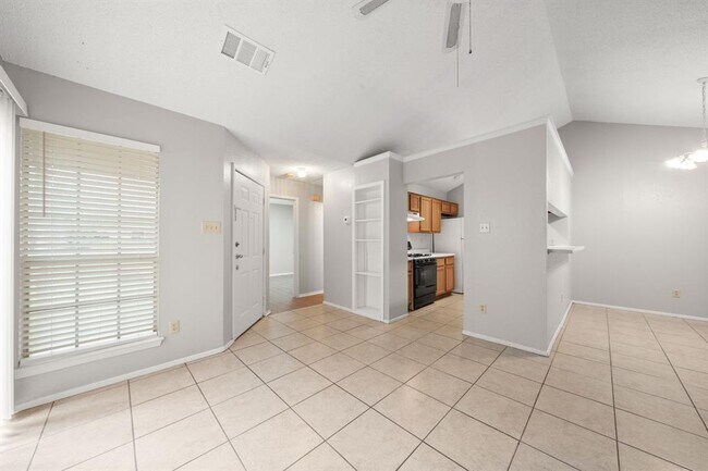 Foto del edificio - 411 Greenlawn Blvd