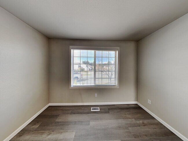 Building Photo - 17524 90th Ave E
