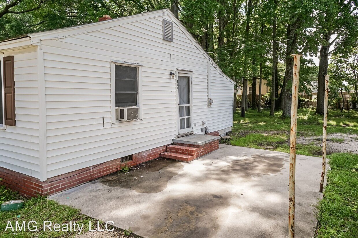 811 S Layton Ave, Dunn, NC 28334 House Rental in Dunn, NC