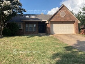 Building Photo - 3214 Cliffview Dr