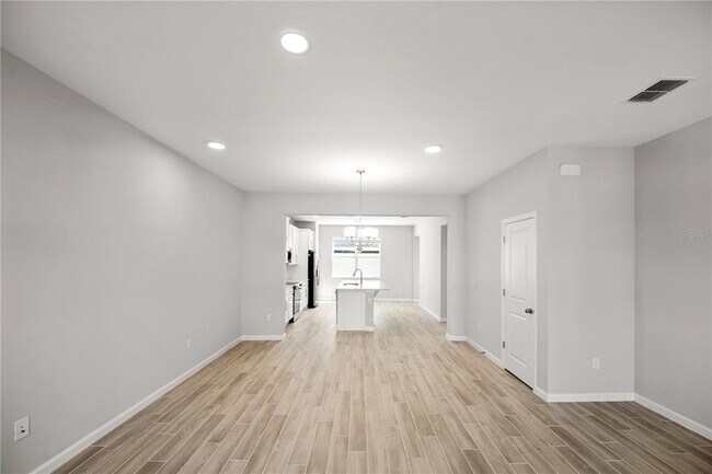 Foto del edificio - 1363 Mount Royal Dr