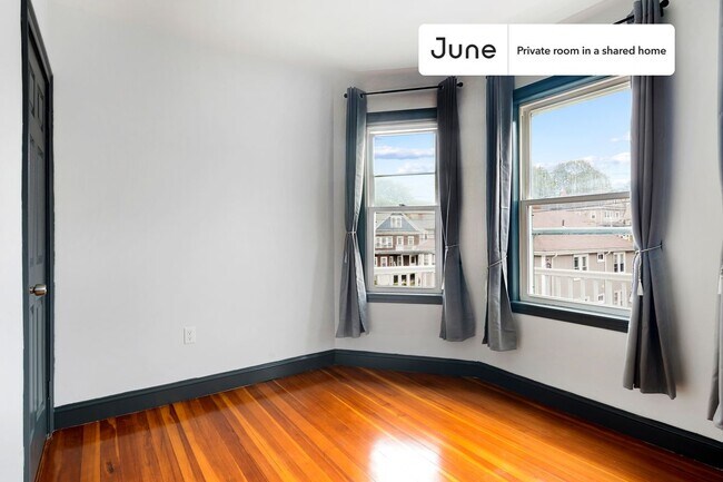 Foto del edificio - Room in Shared 4 bed/2 bath home