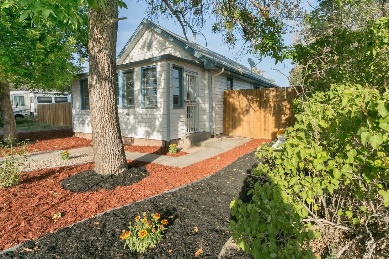 Foto principal - 4898 S Logan St