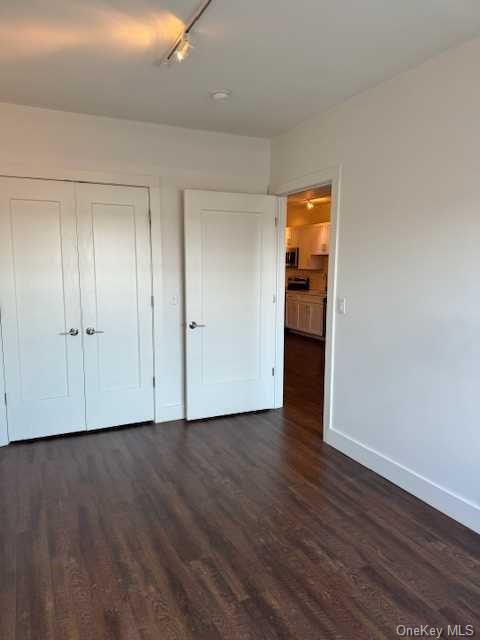 Foto del edificio - 35 Van Nydeck Ave