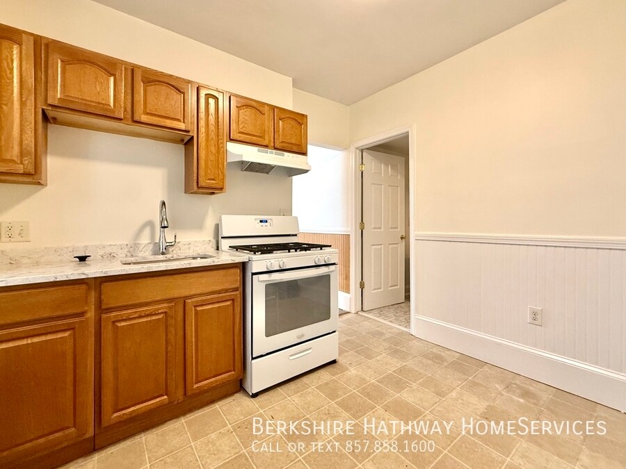 Foto principal - 2 Cypress St