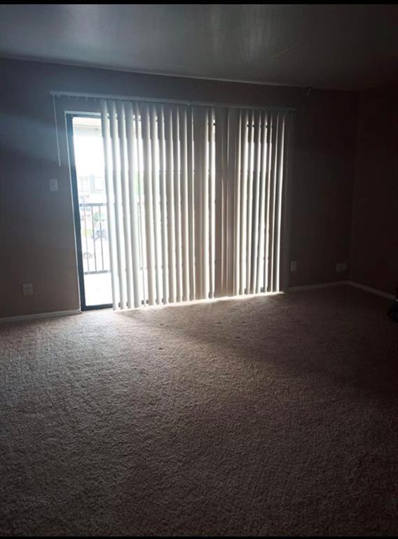 Building Photo - 206 Plaza Verde Dr
