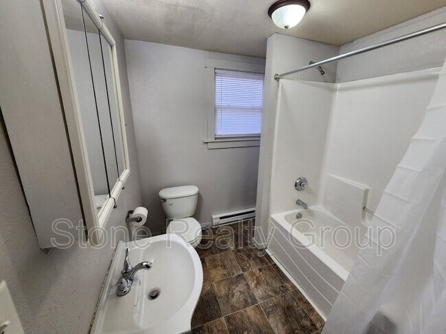 Foto del edificio - 812 College Ave
