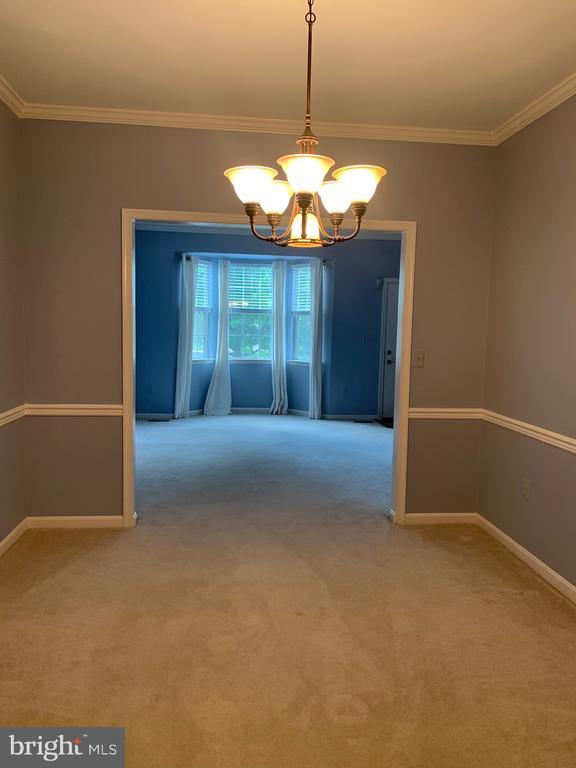 Building Photo - 9 Regency Dr