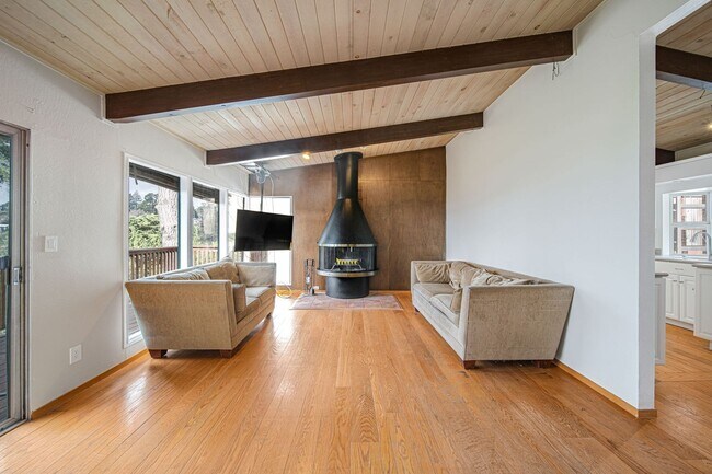 Building Photo - Introducing the Shepherd Canyon Flat – You...