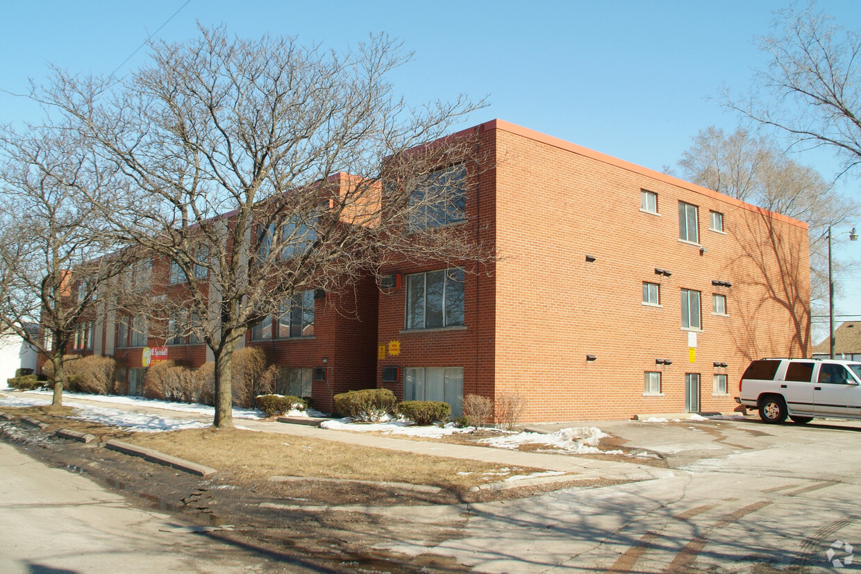 Primary Photo - Stevens Apartments