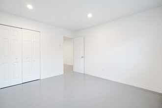 Building Photo - 3970 Rue Prieur E