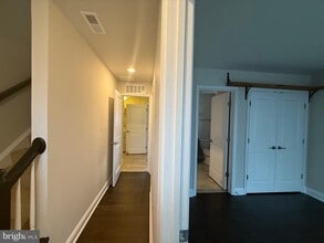 Building Photo - 7105 Druce Way