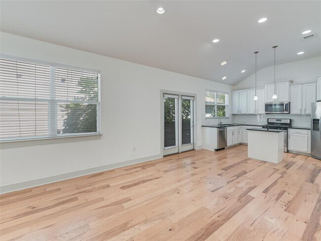 Foto del edificio - 7206 Lysander Ct