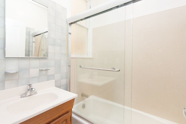 Foto del edificio - 558 15th Ave