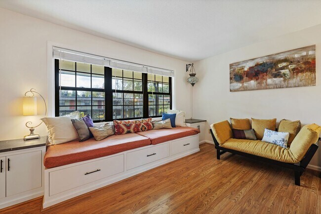 Foto del edificio - Downtown Durham! 1bd/1ba Trinity Park's Pe...