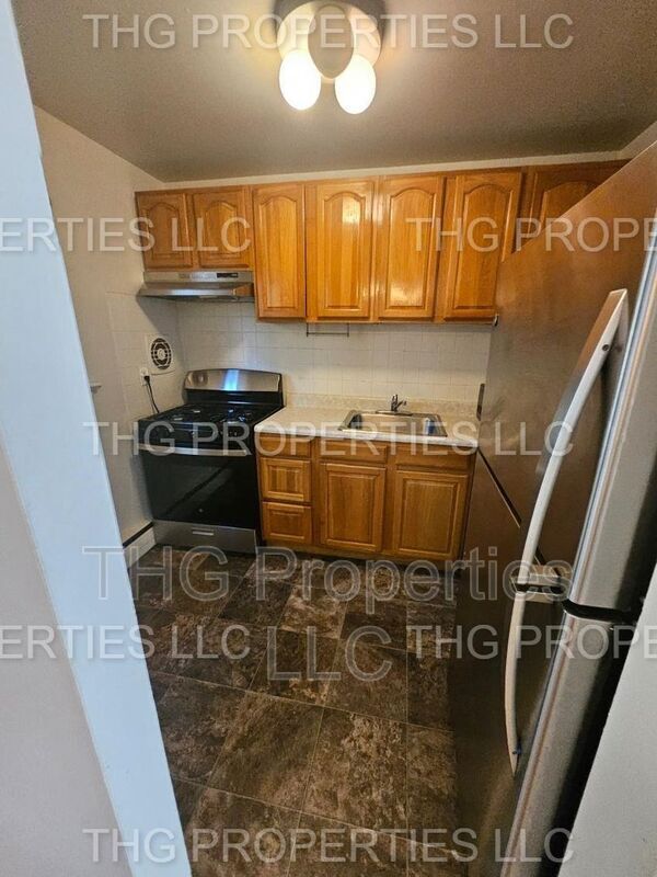 27-55 Green Street APT# 40A - 27-55 Green Street APT# 40A