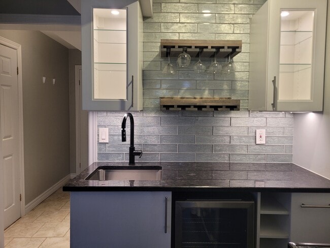 Building Photo - 52 Kittyhawk Dr