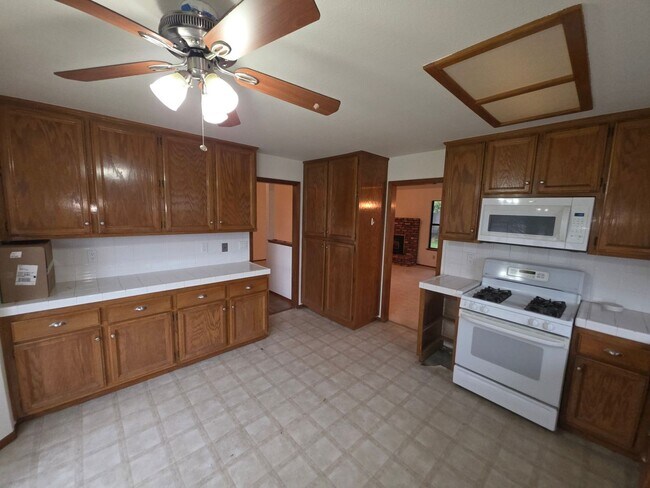 Foto del edificio - Charming Single-Story Home in Lincoln - Av...