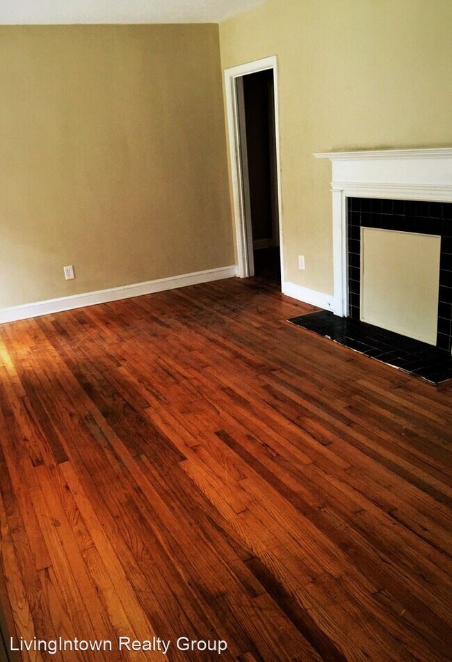 Foto del edificio - 3 br, 2 bath House - 1745 Emerald Avenue