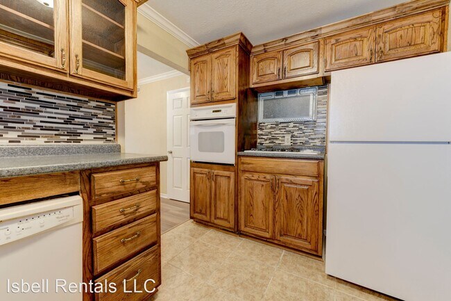 Foto del edificio - 3 br, 2 bath House - 3309 Lake Charles Ave