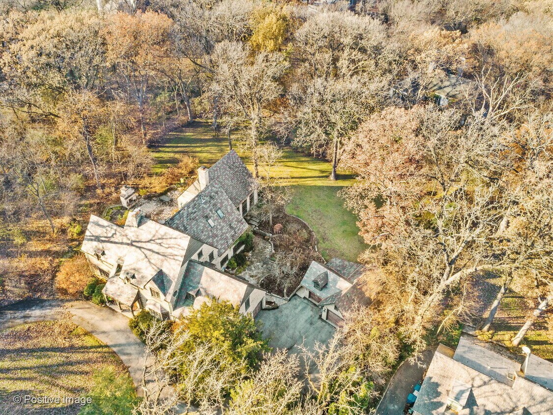 Primary Photo - 707 E 7th St