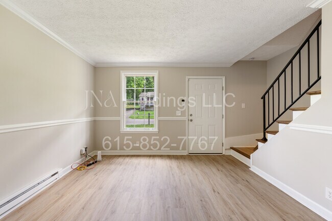 Building Photo - 5505 Eulala Dr