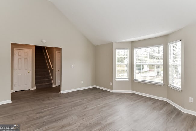 Building Photo - 105 Wood Way