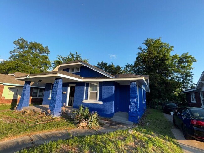 Foto del edificio - 1547 E McLemore Ave