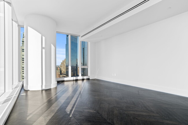Building Photo - 217 W 57th St