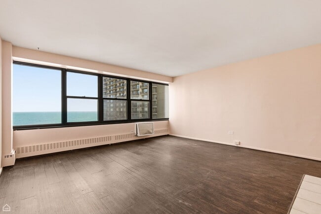 Foto del edificio - 6030 N Sheridan Rd