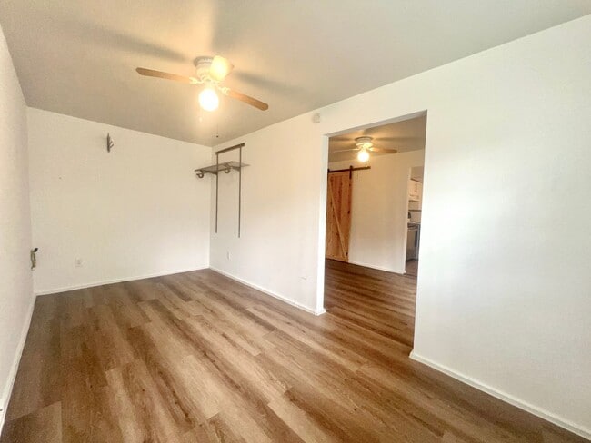 Foto del edificio - 1036 E 43rd St