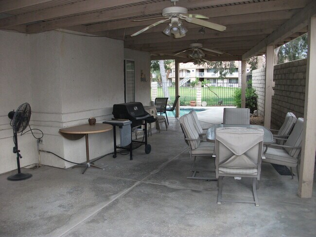 Building Photo - 82121 Hanson Dr