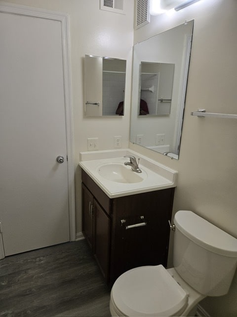 Building Photo - 14905 Cleese Ct