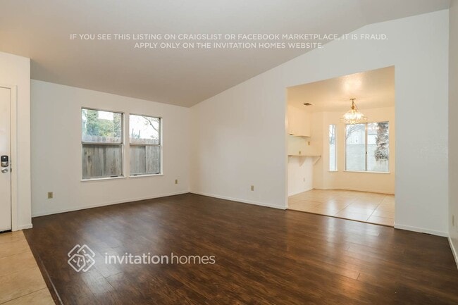 Foto del edificio - 243 Madera Ct