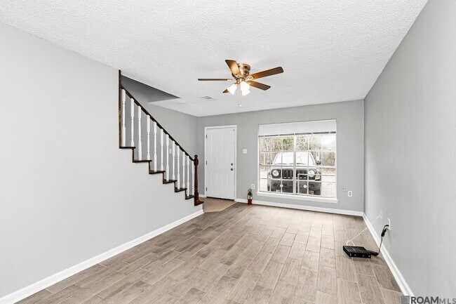 Foto del edificio - 12240 Jackson Rd