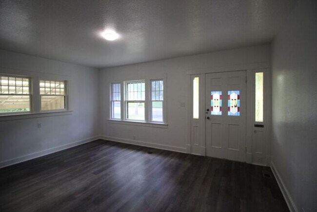 Building Photo - Adorable Home Near Old Town Fort Collins