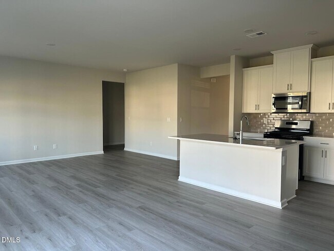 Foto del edificio - 1220 Whitespire Wy