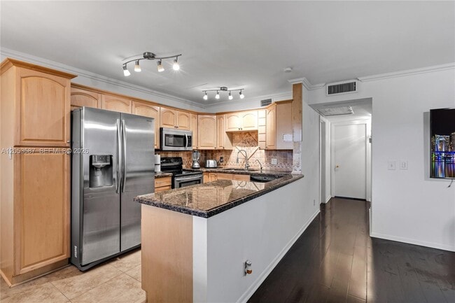 Building Photo - 801 SW 133rd Terrace