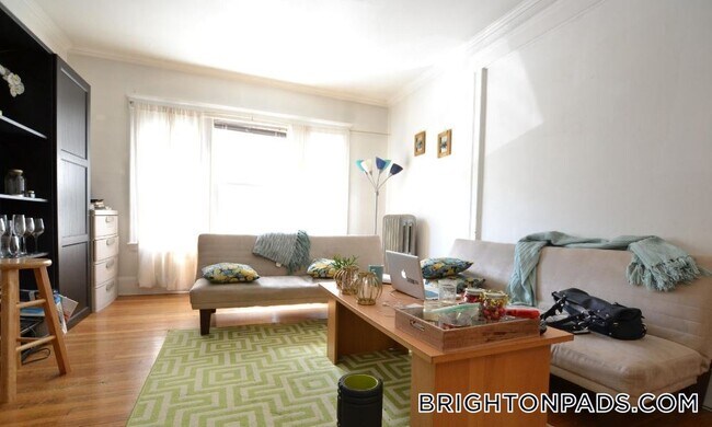 Foto del edificio - 25 Colborne Rd