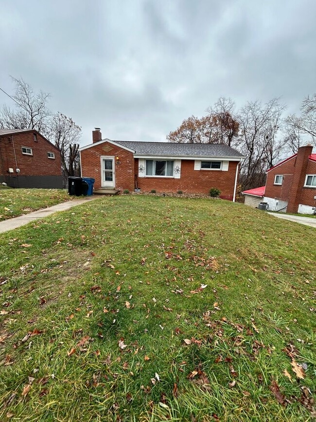 Photo - 506 Crescent Boulevard Ext House
