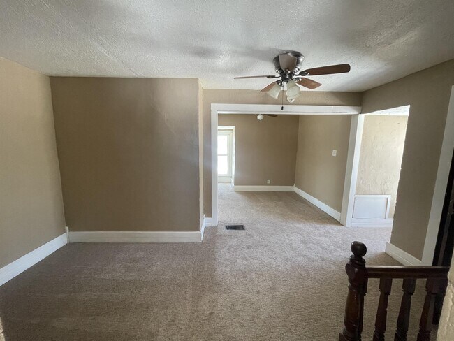 Foto del edificio - 310 S Atkinson St