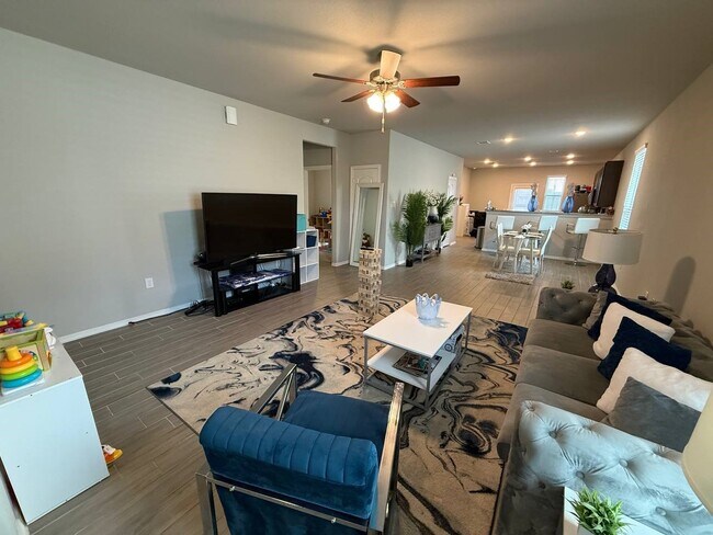 Building Photo - 20023 Tuft Canyon Ct