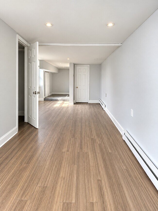 Foto del edificio - 5765 Osage Ave