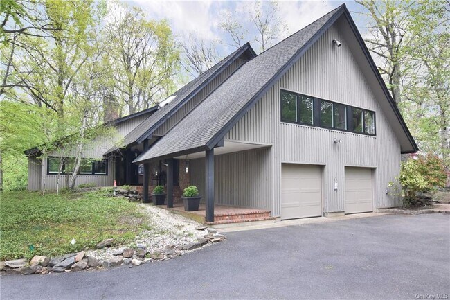 Building Photo - 57 Havemeyer Rd