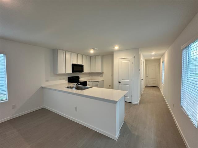 Foto del edificio - 924 Sandhill Crane Ln