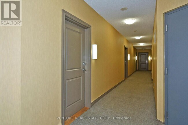 Building Photo - 7730-7730 Kipling Ave
