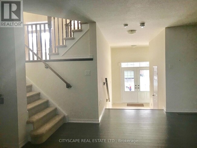 Building Photo - 8600 Sweet Chestnut Dr